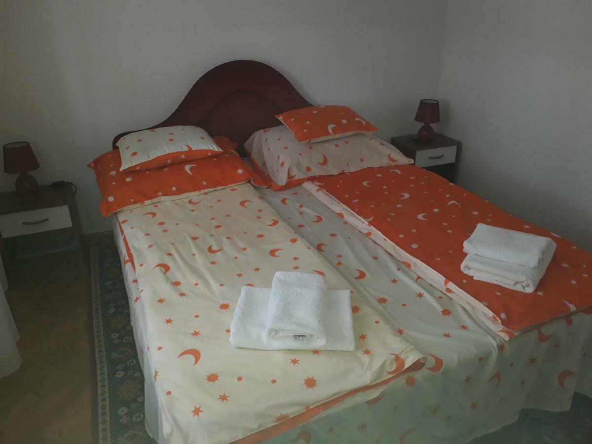Piac Utcai Apartman 2 Debrecen Exterior foto